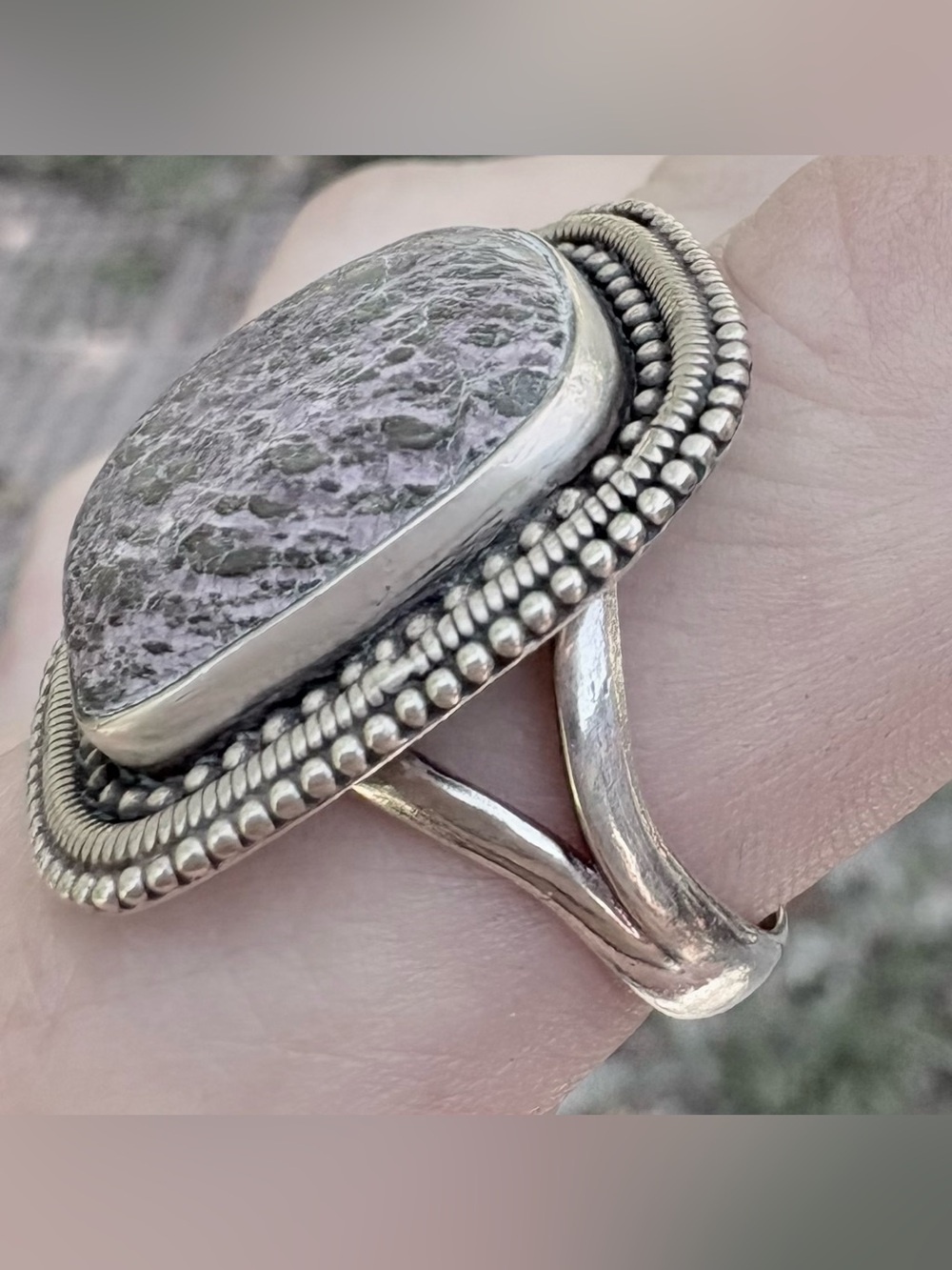 Chic Silver and Purpurite stone Ring 925 sterling silver cocktail vintage ring - Picture 3 of 15